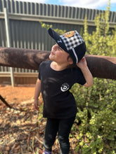 Load image into Gallery viewer, HAT | JUNIOR TRUCKER | Black/White
