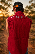 Load image into Gallery viewer, SLEEVELESS TEAM WORKSHIRT | MERLOT
