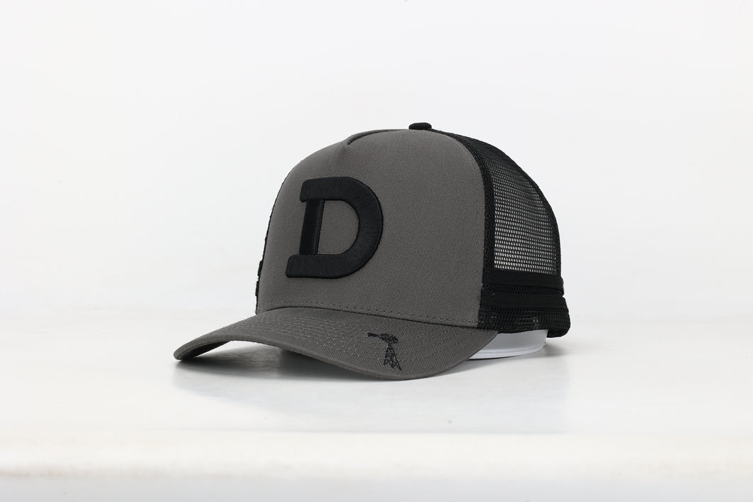 HAT | TRUCKER | BLACK 'D'
